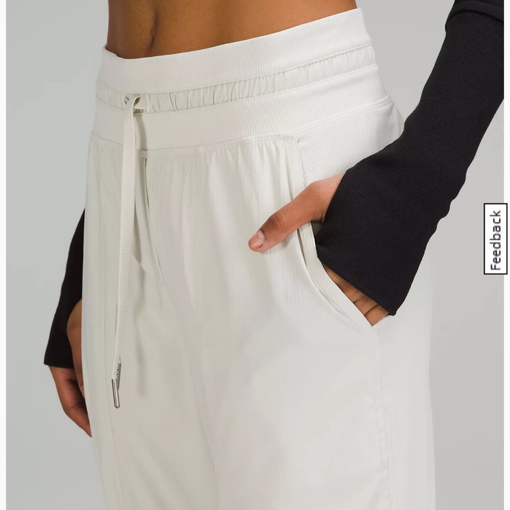 LuLuLemon Studio Cropped pants